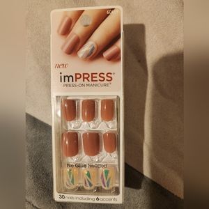 Impress press on Manicure nails